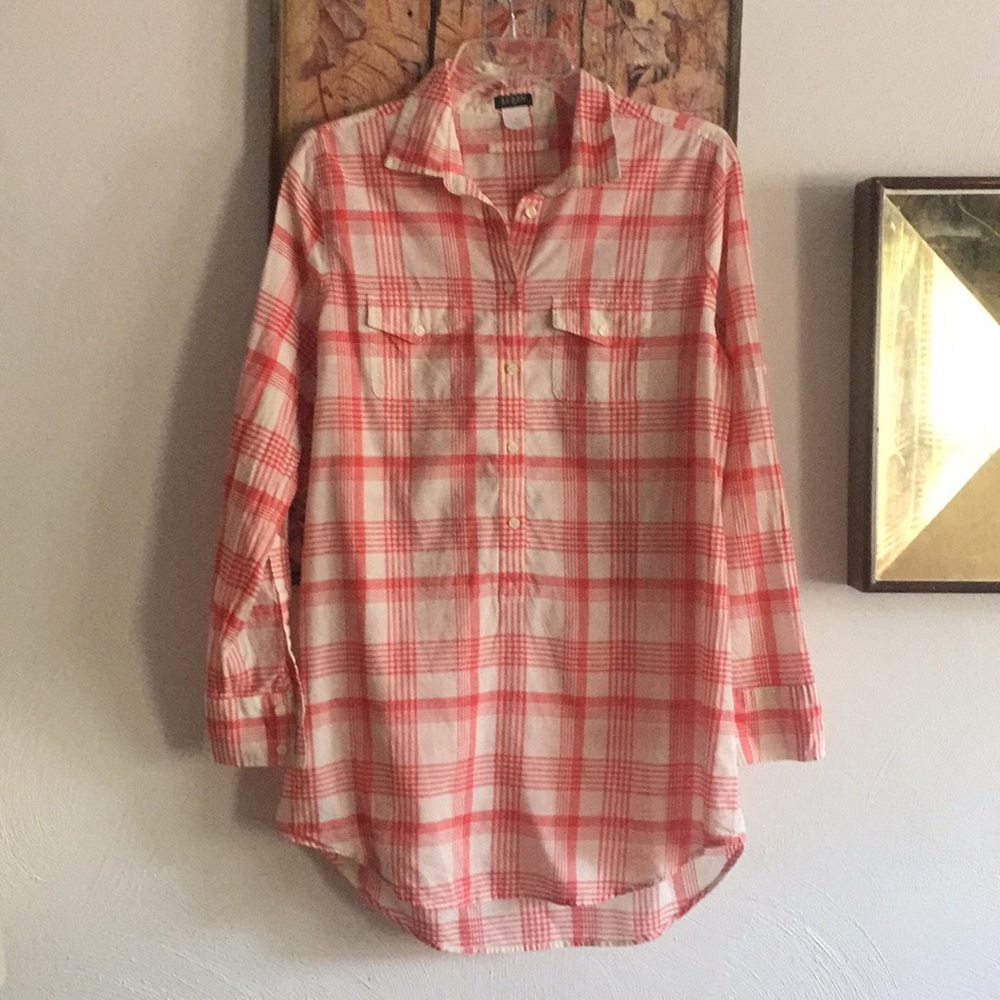 J. CREW 💯% COTTON RED WHITE PLAID BUTTON UP TOP S